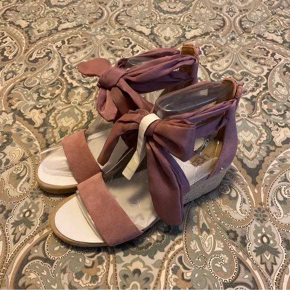 NWT UGG Trina Wedge Pink Dawn Women’s Sz.7.5 - Picture 4 of 12